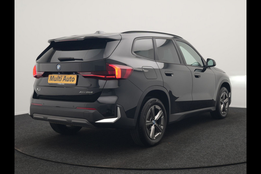 BMW X1 xDrive25e PHEV 245pk Dealer O.H. | Camera | Widescreen Navi | Apple Carplay | Park Assist | LED Koplampen | Cruise Control | Navigatie | DAB | Shadow Line | Plug In Hybrid |