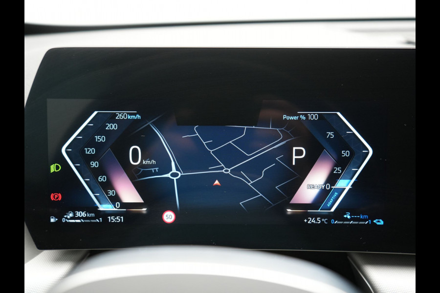 BMW X1 xDrive25e PHEV 245pk Dealer O.H. | Camera | Widescreen Navi | Apple Carplay | Park Assist | LED Koplampen | Cruise Control | Navigatie | DAB | Shadow Line | Plug In Hybrid |