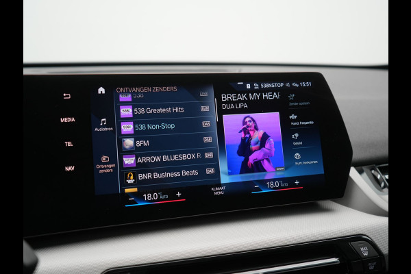 BMW X1 xDrive25e PHEV 245pk Dealer O.H. | Camera | Widescreen Navi | Apple Carplay | Park Assist | LED Koplampen | Cruise Control | Navigatie | DAB | Shadow Line | Plug In Hybrid |