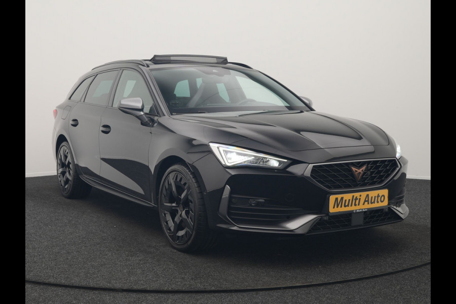 CUPRA Leon Sportstourer 1.4 e-Hybrid VZ Black Edition PHEV 245pk Dealer O.H. | Panodak | Adaptive Cruise | Camera | Lederen Sportstoelen Memory & Verwarmd | Sfeerverlichting | Stuur Verwarmd | Apple Carplay | Keyless | Blis | Navigatie | DAB | Plug In Hybrid |