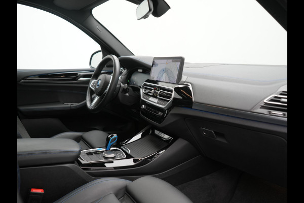 BMW iX3 M Sport High Executive 80 kWh 286pk SOH 95.2% Dealer O.H. | Panodak | Adaptive Cruise | Head Up | 360 Camera | Harman / Kardon | Lederen Sportstoelen Memory & Verwarmd | Keyless | Blis | Stuur Verwarmd | Sfeerverlichting | Apple Carplay | 20"L.M |