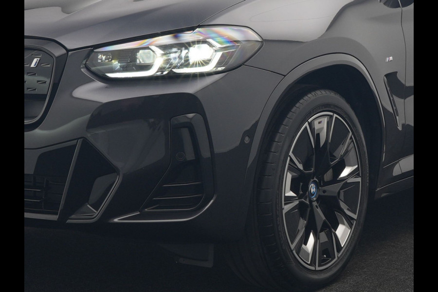 BMW iX3 M Sport High Executive 80 kWh 286pk SOH 95.2% Dealer O.H. | Panodak | Adaptive Cruise | Head Up | 360 Camera | Harman / Kardon | Lederen Sportstoelen Memory & Verwarmd | Keyless | Blis | Stuur Verwarmd | Sfeerverlichting | Apple Carplay | 20"L.M |