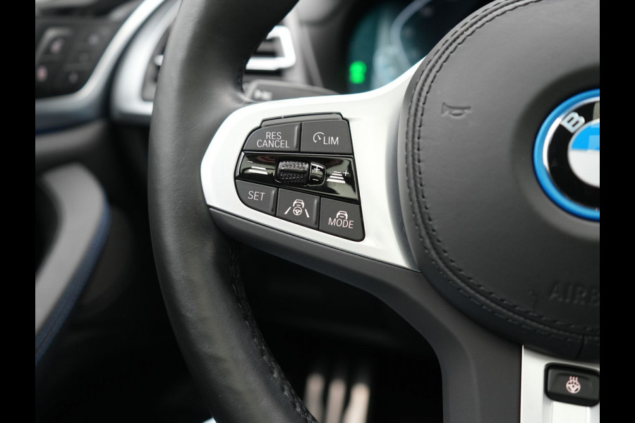 BMW iX3 M Sport High Executive 80 kWh 286pk SOH 95.2% Dealer O.H. | Panodak | Adaptive Cruise | Head Up | 360 Camera | Harman / Kardon | Lederen Sportstoelen Memory & Verwarmd | Keyless | Blis | Stuur Verwarmd | Sfeerverlichting | Apple Carplay | 20"L.M |