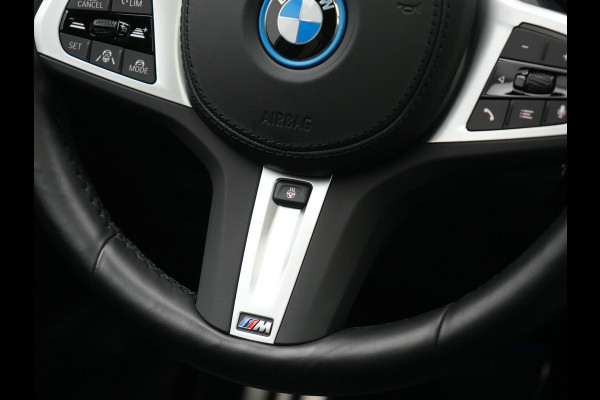 BMW iX3 M Sport High Executive 80 kWh 286pk SOH 95.2% Dealer O.H. | Panodak | Adaptive Cruise | Head Up | 360 Camera | Harman / Kardon | Lederen Sportstoelen Memory & Verwarmd | Keyless | Blis | Stuur Verwarmd | Sfeerverlichting | Apple Carplay | 20"L.M |