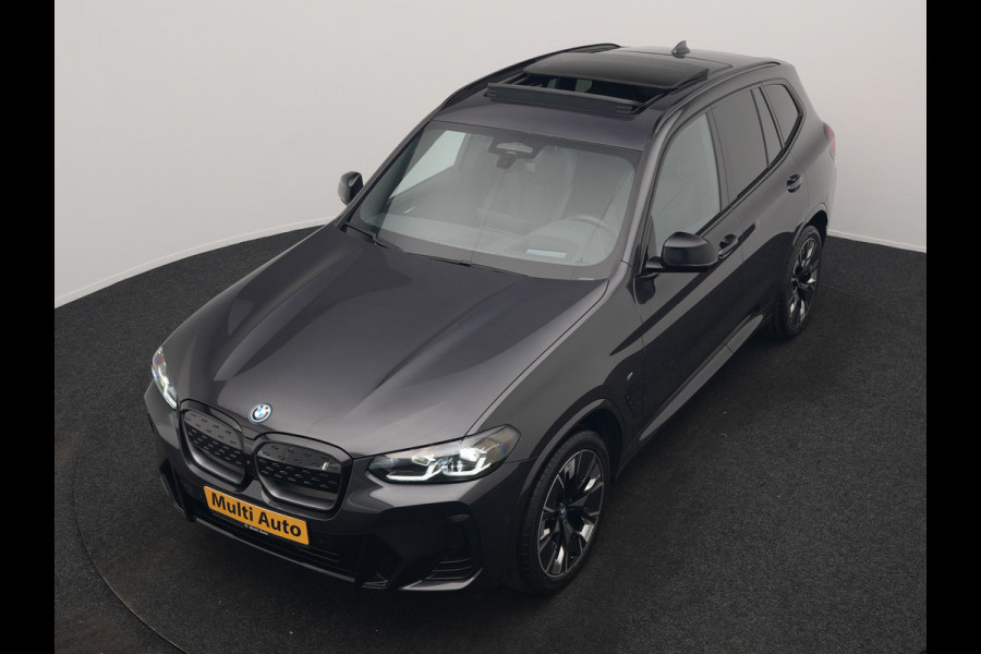 BMW iX3 M Sport High Executive 80 kWh 286pk SOH 95.2% Dealer O.H. | Panodak | Adaptive Cruise | Head Up | 360 Camera | Harman / Kardon | Lederen Sportstoelen Memory & Verwarmd | Keyless | Blis | Stuur Verwarmd | Sfeerverlichting | Apple Carplay | 20"L.M |