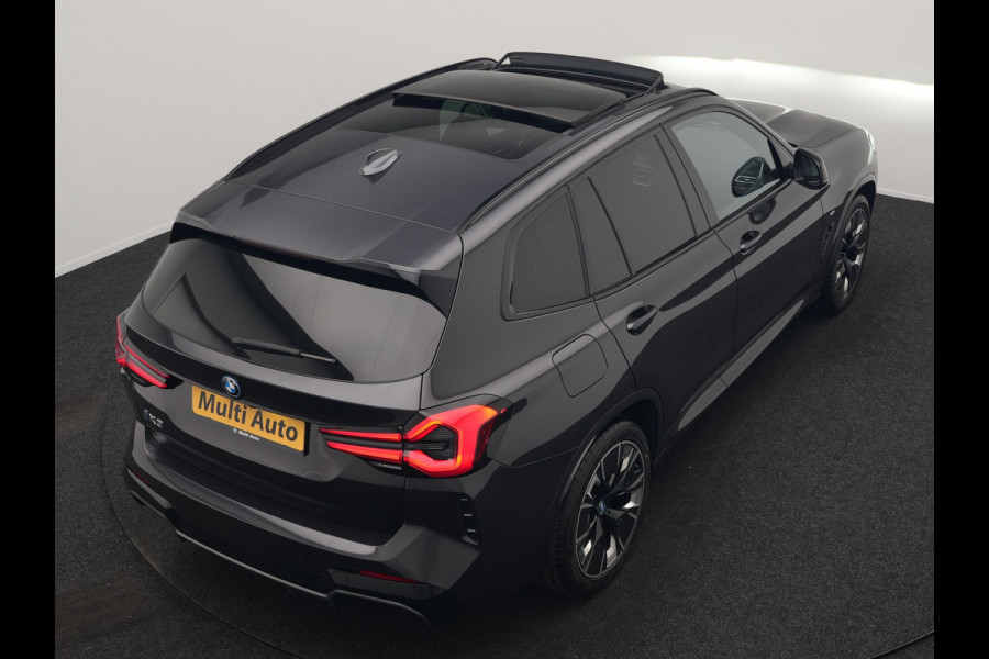 BMW iX3 M Sport High Executive 80 kWh 286pk SOH 95.2% Dealer O.H. | Panodak | Adaptive Cruise | Head Up | 360 Camera | Harman / Kardon | Lederen Sportstoelen Memory & Verwarmd | Keyless | Blis | Stuur Verwarmd | Sfeerverlichting | Apple Carplay | 20"L.M |