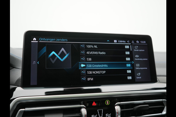 BMW iX3 M Sport High Executive 80 kWh 286pk SOH 95.2% Dealer O.H. | Panodak | Adaptive Cruise | Head Up | 360 Camera | Harman / Kardon | Lederen Sportstoelen Memory & Verwarmd | Keyless | Blis | Stuur Verwarmd | Sfeerverlichting | Apple Carplay | 20"L.M |