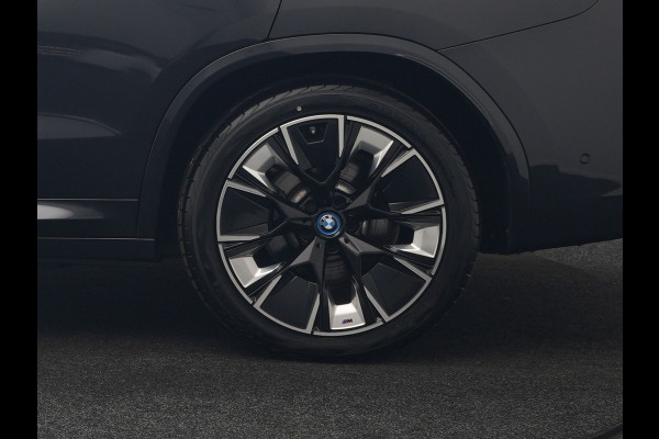 BMW iX3 M Sport High Executive 80 kWh 286pk SOH 95.2% Dealer O.H. | Panodak | Adaptive Cruise | Head Up | 360 Camera | Harman / Kardon | Lederen Sportstoelen Memory & Verwarmd | Keyless | Blis | Stuur Verwarmd | Sfeerverlichting | Apple Carplay | 20"L.M |