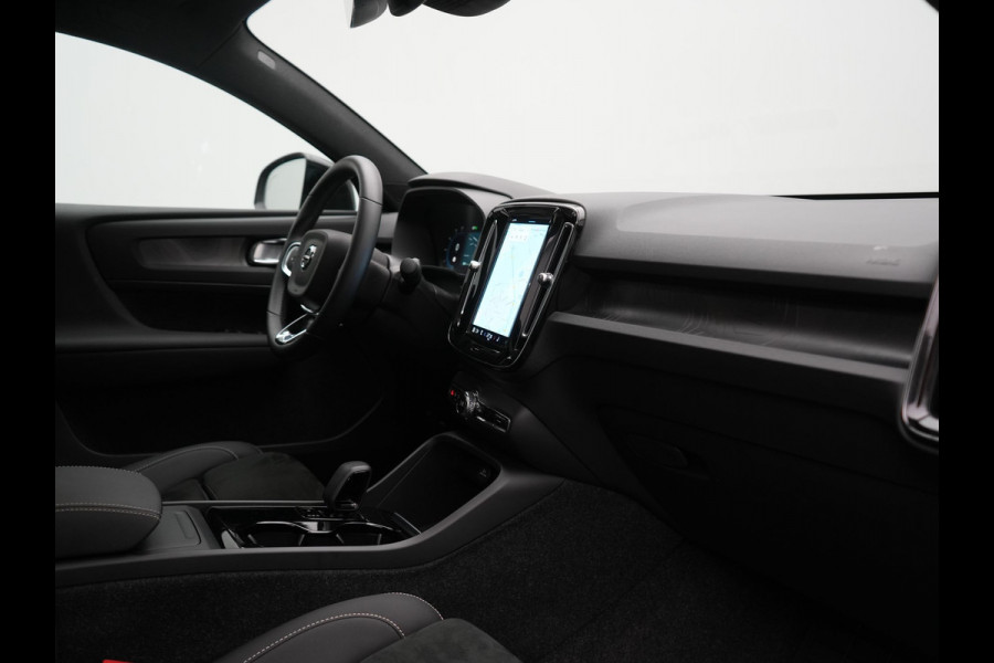 Volvo C40 Recharge Twin Plus 78 kWh 408pk Dealer O.H. | Panodak | Adaptive Cruise | Camera | Alcantara Sportstoelen Verwarmd | Google Assistent | Keyless | Blis | Stuur Verwarmd | Warmtepomp | Apple Carplay | DAB | 19"L.M |