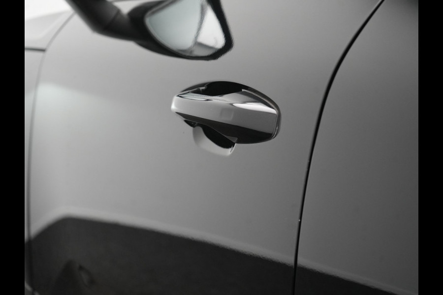 Volvo C40 Recharge Twin Plus 78 kWh 408pk Dealer O.H. | Panodak | Adaptive Cruise | Camera | Alcantara Sportstoelen Verwarmd | Google Assistent | Keyless | Blis | Stuur Verwarmd | Warmtepomp | Apple Carplay | DAB | 19"L.M |