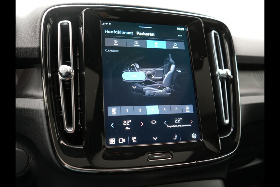 Volvo C40 Recharge Twin Plus 78 kWh 408pk Dealer O.H. | Panodak | Adaptive Cruise | Camera | Alcantara Sportstoelen Verwarmd | Google Assistent | Keyless | Blis | Stuur Verwarmd | Warmtepomp | Apple Carplay | DAB | 19"L.M |