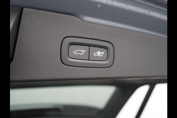 Volvo V60 T6 AWD Plus Dark LONG RANGE PHEV 350pk Dealer O.H. | Adaptive Cruise | Camera | Harman / Kardon | Lederen Sportstoelen Memory & Verwarmd | Keyless | Blis | Stuur Verwarmd | Google Assistent | Apple Carplay | Plug In Hybrid |