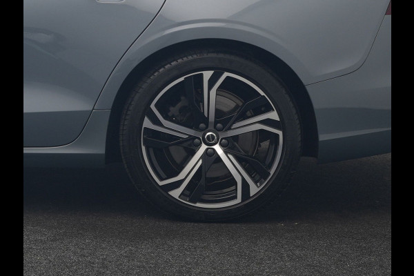 Volvo V60 T6 AWD Plus Dark LONG RANGE PHEV 350pk Dealer O.H. | Adaptive Cruise | Camera | Harman / Kardon | Lederen Sportstoelen Memory & Verwarmd | Keyless | Blis | Stuur Verwarmd | Google Assistent | Apple Carplay | Plug In Hybrid |