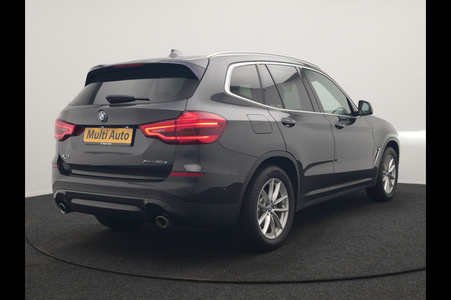 BMW X3 xDrive30e Advantage PHEV 293pk Dealer O.H. | Panodak | Adaptive Cruise | Camera | Harman / Kardon | Sportstoelen Verwarmd | Sfeerverlichting | Blis | Apple Carplay | Navigatie | DAB | Plug In Hybrid |