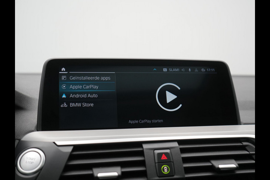 BMW X3 xDrive30e Advantage PHEV 293pk Dealer O.H. | Panodak | Adaptive Cruise | Camera | Harman / Kardon | Sportstoelen Verwarmd | Sfeerverlichting | Blis | Apple Carplay | Navigatie | DAB | Plug In Hybrid |