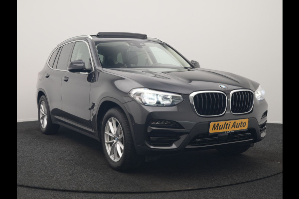 BMW X3 xDrive30e Advantage PHEV 293pk Dealer O.H. | Panodak | Adaptive Cruise | Camera | Harman / Kardon | Sportstoelen Verwarmd | Sfeerverlichting | Blis | Apple Carplay | Navigatie | DAB | Plug In Hybrid |