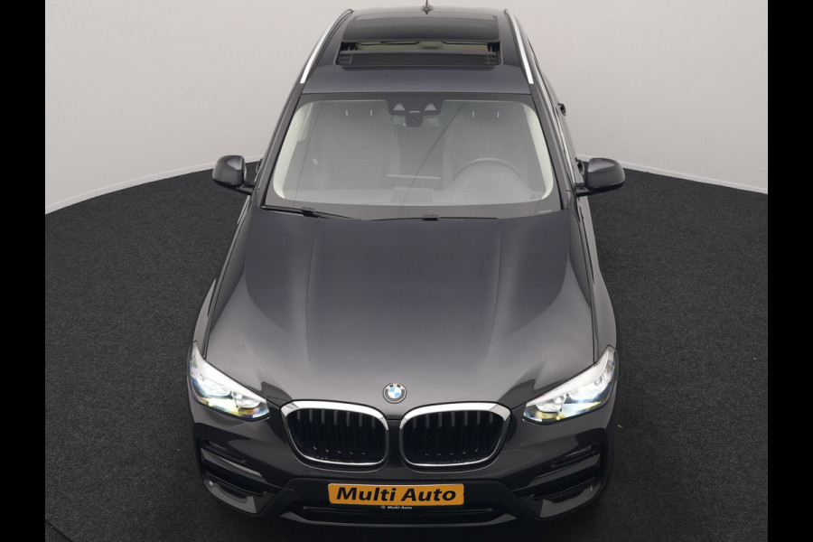BMW X3 xDrive30e Advantage PHEV 293pk Dealer O.H. | Panodak | Adaptive Cruise | Camera | Harman / Kardon | Sportstoelen Verwarmd | Sfeerverlichting | Blis | Apple Carplay | Navigatie | DAB | Plug In Hybrid |
