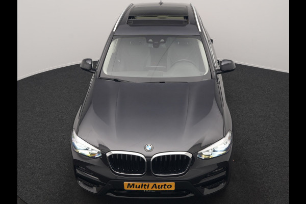 BMW X3 xDrive30e Advantage PHEV 293pk Dealer O.H. | Panodak | Adaptive Cruise | Camera | Harman / Kardon | Sportstoelen Verwarmd | Sfeerverlichting | Blis | Apple Carplay | Navigatie | DAB | Plug In Hybrid |