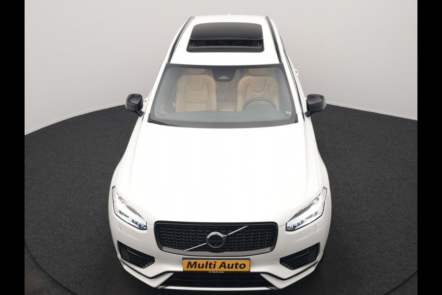 Volvo XC90 T8 AWD Plus Dark 7 Persoons LONG RANGE PHEV 455pk Dealer O.H. | Trekhaak Af Fabriek | Luchtvering | Panodak | Adaptive Cruise | 360 Camera | Harman / Kardon | Lederen Sportstoelen Memory & Ventilatie | Stuur Verwarmd | Keyless | Blis | 20"L.M | Plug In Hybrid |