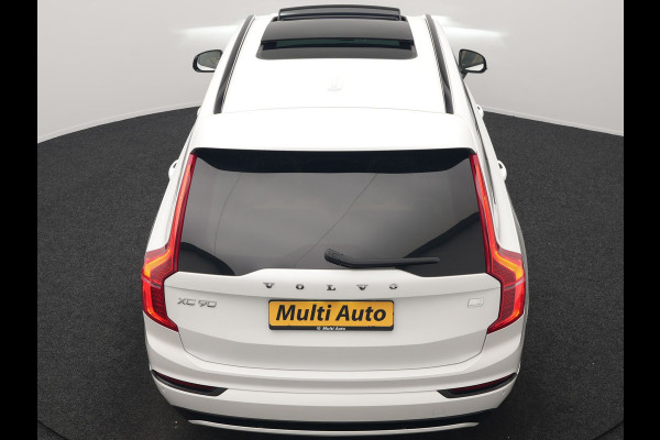 Volvo XC90 T8 AWD Plus Dark 7 Persoons LONG RANGE PHEV 455pk Dealer O.H. | Trekhaak Af Fabriek | Luchtvering | Panodak | Adaptive Cruise | 360 Camera | Harman / Kardon | Lederen Sportstoelen Memory & Ventilatie | Stuur Verwarmd | Keyless | Blis | 20"L.M | Plug In Hybrid |