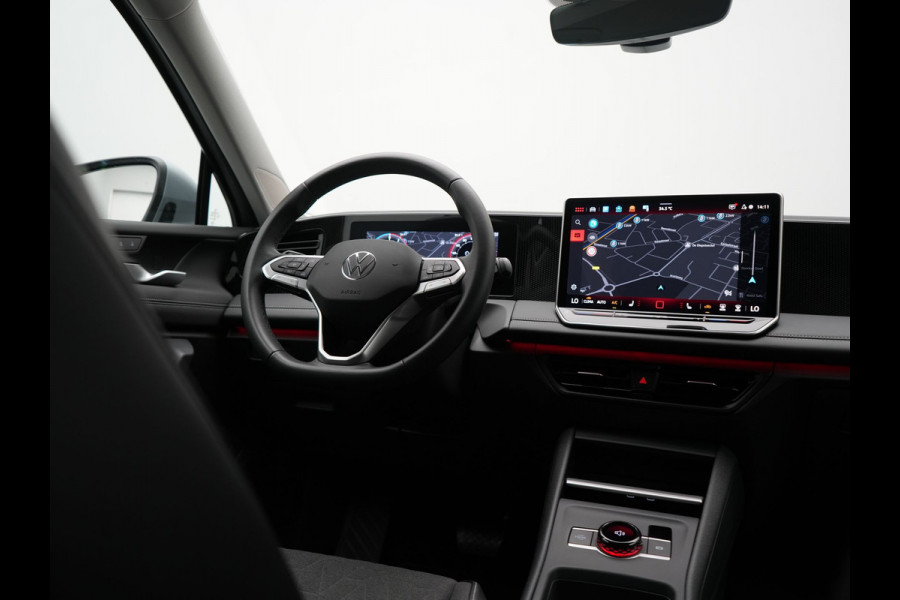 Volkswagen Tiguan 1.5 eHybrid Life PHEV 204pk | Trekhaak Af Fabriek | Adaptive Cruise | Camera | Sportstoelen Verwarmd | BLIS | Sfeerverlichting | Stuurverwarming | Apple Carplay | IQ Drive | Navigatie | Virtual | DAB | 18"L.M | Plug In Hybrid |