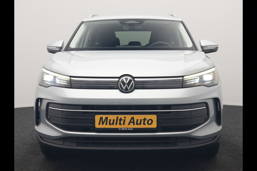 Volkswagen Tiguan 1.5 eHybrid Life PHEV 204pk | Trekhaak Af Fabriek | Adaptive Cruise | Camera | Sportstoelen Verwarmd | BLIS | Sfeerverlichting | Stuurverwarming | Apple Carplay | IQ Drive | Navigatie | Virtual | DAB | 18"L.M | Plug In Hybrid |
