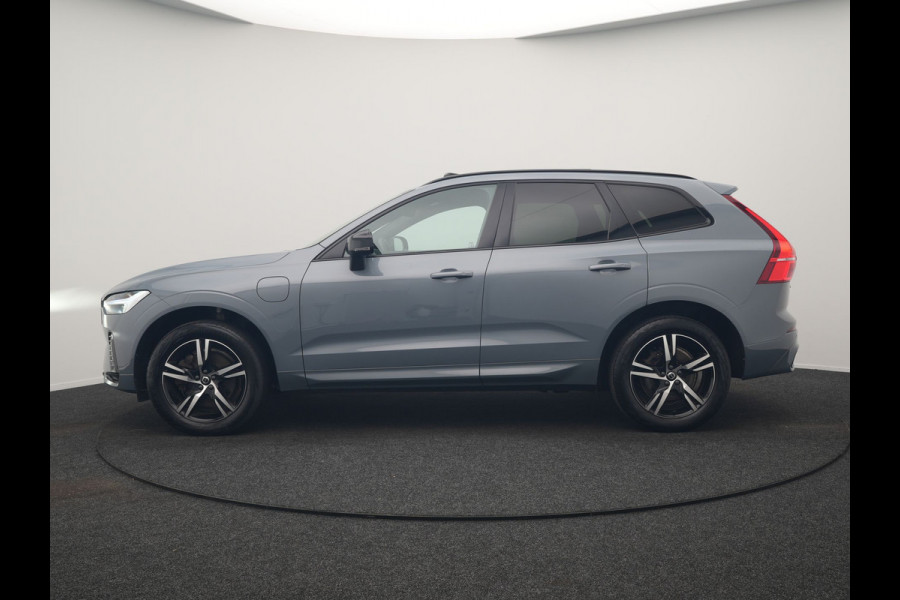 Volvo XC60 T6 AWD R-Design LONG RANGE PHEV 350pk Dealer O.H. | Panodak | Camera | Sportstoelen Memory & Verwarmd | Stuur Verwarmd | Google Assistent | Keyless | Cruise Control | Apple Carplay | DAB | Plug In Hybrid |