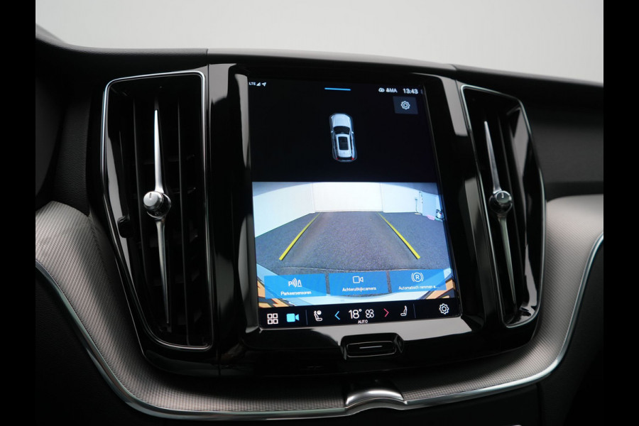 Volvo XC60 T6 AWD R-Design LONG RANGE PHEV 350pk Dealer O.H. | Panodak | Camera | Sportstoelen Memory & Verwarmd | Stuur Verwarmd | Google Assistent | Keyless | Cruise Control | Apple Carplay | DAB | Plug In Hybrid |