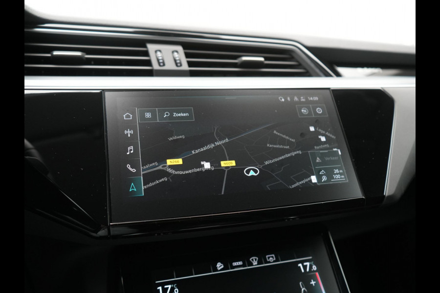 Audi e-tron Sportback 50 Quattro S Line 71 kWh 313pk Dealer O.H. | Luchtvering | Adaptive Cruise | Nachtzicht | Head Up | Camera | Alcantara Sportstoelen Verwarmd | Keyless | 20"L.M | Navigatie | DAB | Virtual Cockpit |