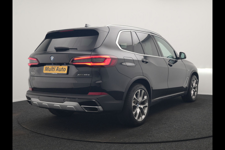 BMW X5 xDrive45e X Line PHEV 395pk Dealer O.H. | Luchtvering | Camera | Adaptief Onderstel | Lederen Sportstoelen Memory | Hifi Audio | Apple Carplay | Sfeerverlichting | Navigatie | DAB | Plug In Hybrid |