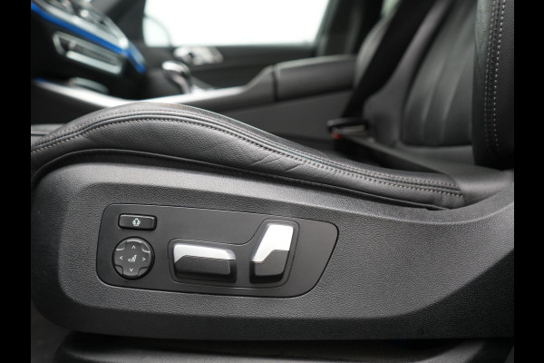 BMW X5 xDrive45e X Line PHEV 395pk Dealer O.H. | Luchtvering | Camera | Adaptief Onderstel | Lederen Sportstoelen Memory | Hifi Audio | Apple Carplay | Sfeerverlichting | Navigatie | DAB | Plug In Hybrid |