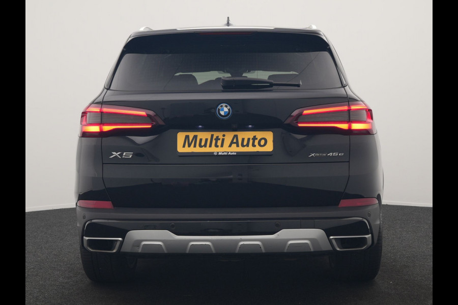 BMW X5 xDrive45e X Line PHEV 395pk Dealer O.H. | Luchtvering | Camera | Adaptief Onderstel | Lederen Sportstoelen Memory | Hifi Audio | Apple Carplay | Sfeerverlichting | Navigatie | DAB | Plug In Hybrid |