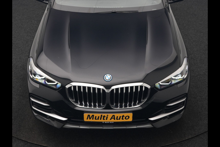 BMW X5 xDrive45e X Line PHEV 395pk Dealer O.H. | Luchtvering | Camera | Adaptief Onderstel | Lederen Sportstoelen Memory | Hifi Audio | Apple Carplay | Sfeerverlichting | Navigatie | DAB | Plug In Hybrid |