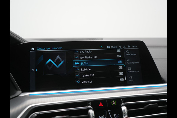 BMW X5 xDrive45e X Line PHEV 395pk Dealer O.H. | Luchtvering | Camera | Adaptief Onderstel | Lederen Sportstoelen Memory | Hifi Audio | Apple Carplay | Sfeerverlichting | Navigatie | DAB | Plug In Hybrid |