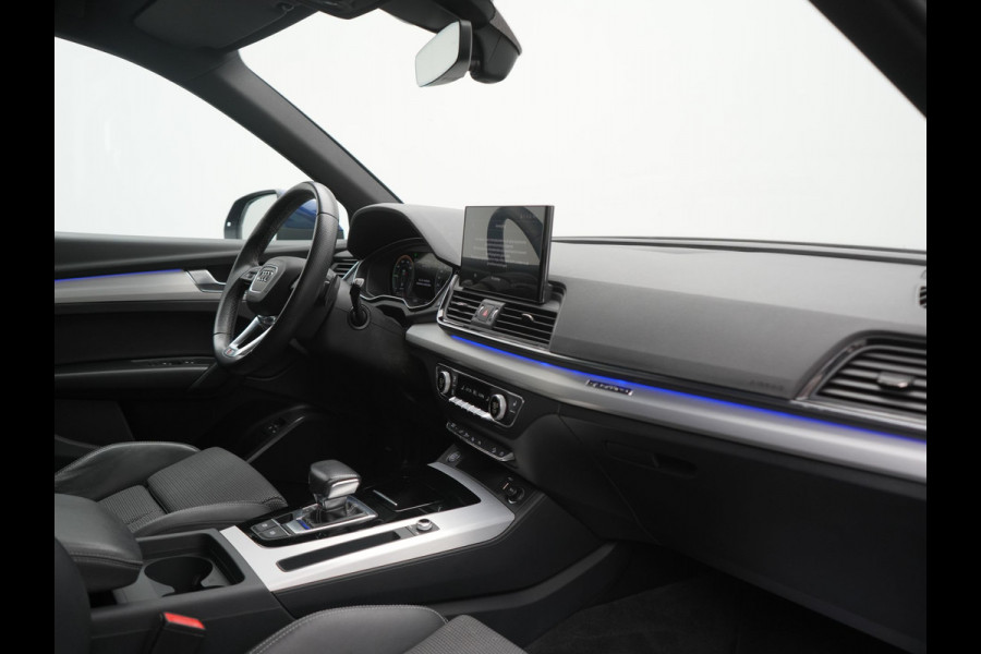 Audi Q5 55 TFSI e 2x S Line PHEV 367pk Dealer O.H. | 360 Camera | Sportstoelen Verwarmd | Sfeerverlichting | 20"L.M | Virtual Cockpit | Cruise Control | Navigatie | DAB | Plug In Hybrid |