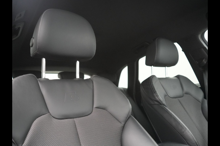 Audi Q5 55 TFSI e 2x S Line PHEV 367pk Dealer O.H. | 360 Camera | Sportstoelen Verwarmd | Sfeerverlichting | 20"L.M | Virtual Cockpit | Cruise Control | Navigatie | DAB | Plug In Hybrid |