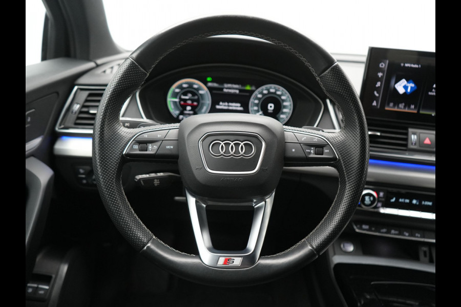 Audi Q5 55 TFSI e 2x S Line PHEV 367pk Dealer O.H. | 360 Camera | Sportstoelen Verwarmd | Sfeerverlichting | 20"L.M | Virtual Cockpit | Cruise Control | Navigatie | DAB | Plug In Hybrid |