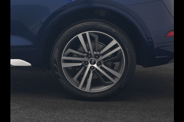 Audi Q5 55 TFSI e 2x S Line PHEV 367pk Dealer O.H. | 360 Camera | Sportstoelen Verwarmd | Sfeerverlichting | 20"L.M | Virtual Cockpit | Cruise Control | Navigatie | DAB | Plug In Hybrid |