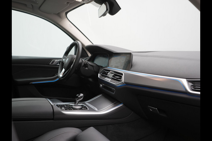 BMW X5 xDrive45e High Executive PHEV 395pk Dealer O.H. | Panodak | Luchtvering | 360 Camera | Adaptief Onderstel | Lederen Sportstoelen Memory & Verwarmd | Sfeerverlichting | Apple Carplay | Navigatie | DAB | Plug In Hybrid |