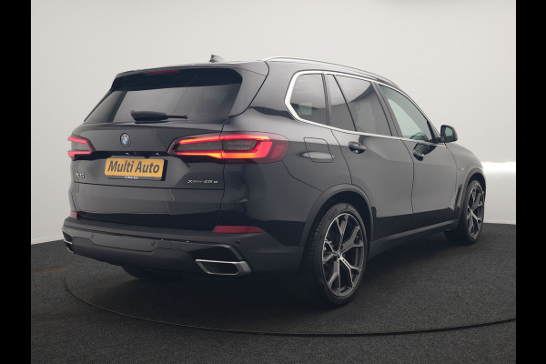 BMW X5 xDrive45e High Executive PHEV 395pk Dealer O.H. | Panodak | Luchtvering | 360 Camera | Adaptief Onderstel | Lederen Sportstoelen Memory & Verwarmd | Sfeerverlichting | Apple Carplay | Navigatie | DAB | Plug In Hybrid |
