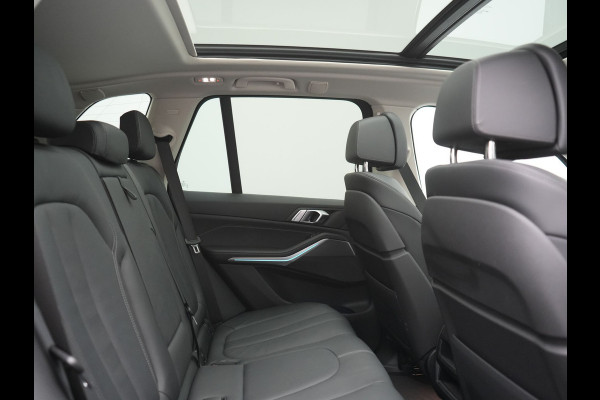 BMW X5 xDrive45e High Executive PHEV 395pk Dealer O.H. | Panodak | Luchtvering | 360 Camera | Adaptief Onderstel | Lederen Sportstoelen Memory & Verwarmd | Sfeerverlichting | Apple Carplay | Navigatie | DAB | Plug In Hybrid |