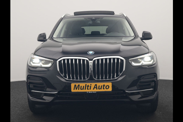 BMW X5 xDrive45e High Executive PHEV 395pk Dealer O.H. | Panodak | Luchtvering | 360 Camera | Adaptief Onderstel | Lederen Sportstoelen Memory & Verwarmd | Sfeerverlichting | Apple Carplay | Navigatie | DAB | Plug In Hybrid |