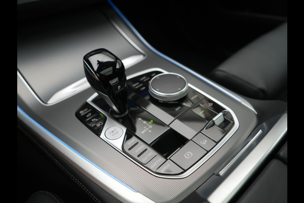 BMW X5 xDrive45e High Executive PHEV 395pk Dealer O.H. | Panodak | Luchtvering | 360 Camera | Adaptief Onderstel | Lederen Sportstoelen Memory & Verwarmd | Sfeerverlichting | Apple Carplay | Navigatie | DAB | Plug In Hybrid |