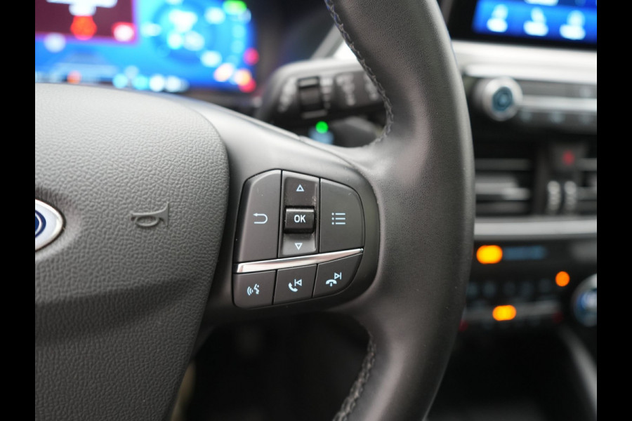 Ford Kuga 2.5 Titanium PHEV 225pk Dealer O.H. | Trekhaak Af Fabriek | Panodak | Adaptive Cruise | 360 Camera | Sportstoelen & Stuur Verwarmd | Keyless | Blis | Apple Carplay | Navigatie | DAB | Plug In Hybrid |