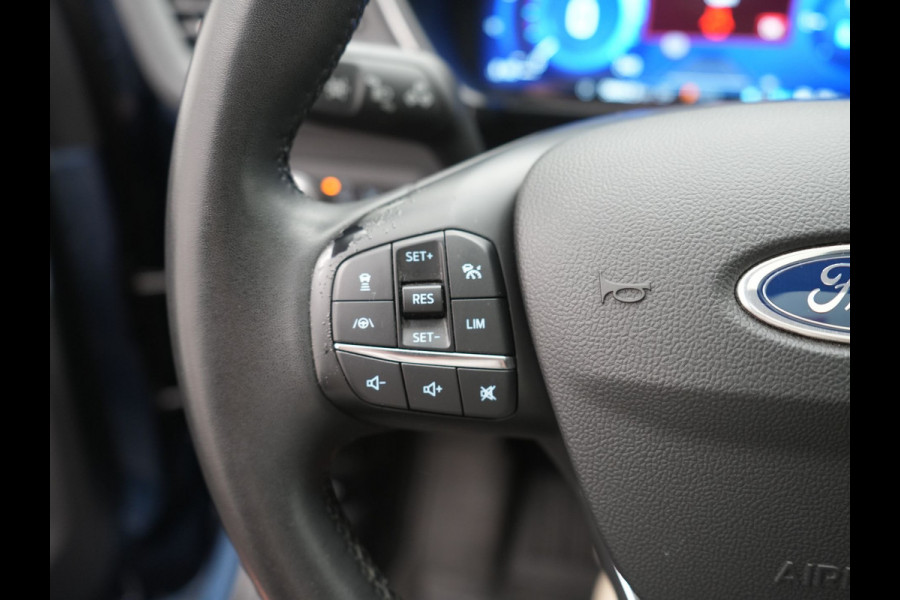 Ford Kuga 2.5 Titanium PHEV 225pk Dealer O.H. | Trekhaak Af Fabriek | Panodak | Adaptive Cruise | 360 Camera | Sportstoelen & Stuur Verwarmd | Keyless | Blis | Apple Carplay | Navigatie | DAB | Plug In Hybrid |