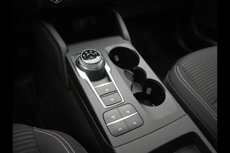 Ford Kuga 2.5 Titanium PHEV 225pk Dealer O.H. | Trekhaak Af Fabriek | Panodak | Adaptive Cruise | 360 Camera | Sportstoelen & Stuur Verwarmd | Keyless | Blis | Apple Carplay | Navigatie | DAB | Plug In Hybrid |