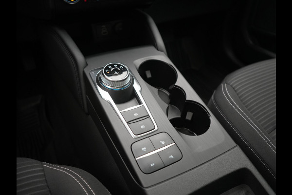 Ford Kuga 2.5 Titanium PHEV 225pk Dealer O.H. | Trekhaak Af Fabriek | Panodak | Adaptive Cruise | 360 Camera | Sportstoelen & Stuur Verwarmd | Keyless | Blis | Apple Carplay | Navigatie | DAB | Plug In Hybrid |