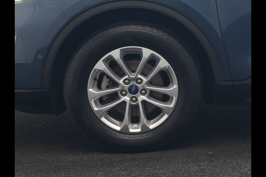 Ford Kuga 2.5 Titanium PHEV 225pk Dealer O.H. | Trekhaak Af Fabriek | Panodak | Adaptive Cruise | 360 Camera | Sportstoelen & Stuur Verwarmd | Keyless | Blis | Apple Carplay | Navigatie | DAB | Plug In Hybrid |