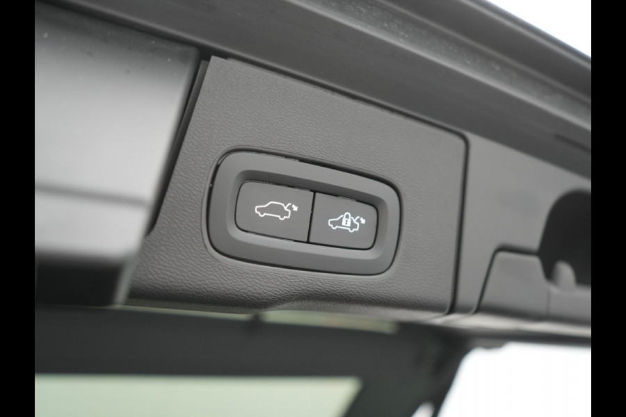 Volvo XC60 T6 AWD Plus Bright PHEV 350pk LONG RANGE Dealer O.H | Panodak | Adaptive Cruise | Tailored Wood  Sportstoelen Memory & Verwarmd | Blis | Keyless | Apple Carplay | Google Assistant | Pilot Assist | Navigatie | Virtual | DAB | 21"L.M | Plug In Hybrid |