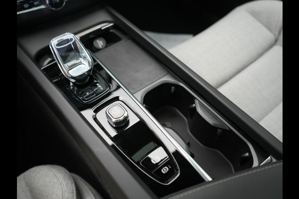 Volvo XC60 T6 AWD Plus Bright PHEV 350pk LONG RANGE Dealer O.H | Panodak | Adaptive Cruise | Tailored Wood  Sportstoelen Memory & Verwarmd | Blis | Keyless | Apple Carplay | Google Assistant | Pilot Assist | Navigatie | Virtual | DAB | 21"L.M | Plug In Hybrid |